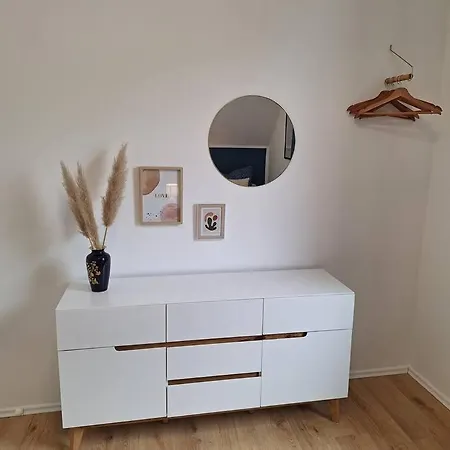 Gemuetliche Fuer 6 Gaeste بيليفيلد