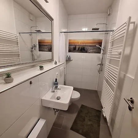 شقة Gemuetliche Fuer 6 Gaeste